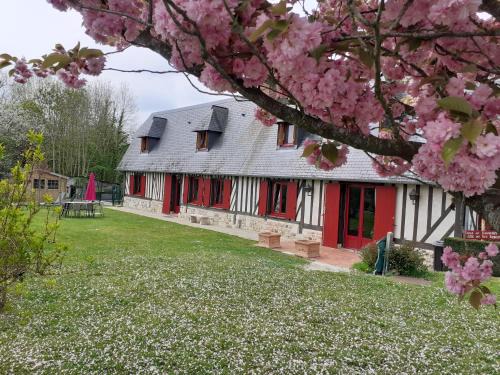 Beuzeville House | Gîte des Bois Rimbert: Oceanfront Retreat with Great Reviews