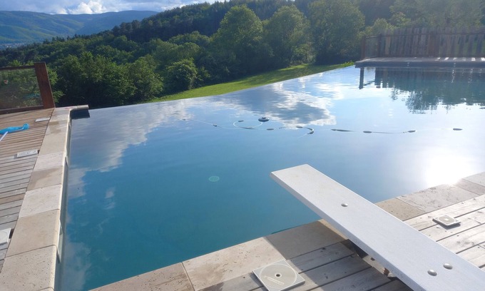 Pont-de-Larn Other | Gîte des Calmettes: Ideal Retreat with Pool & Spa