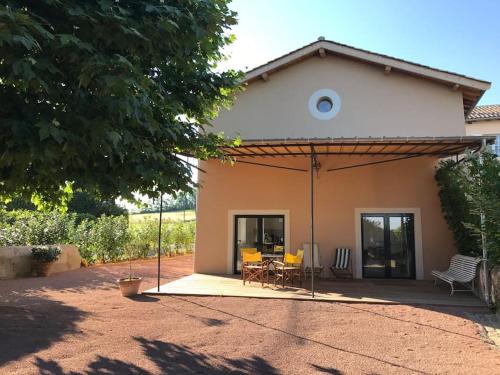 Belleville-en-Beaujolais House | Pet-Friendly Gîte des Pilliers - Highly Rated by Guests