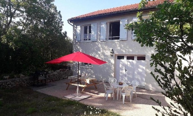 Le Mas Raynal House | Gîte du Guilhaumard et du Larzac: Family-Friendly Retreat