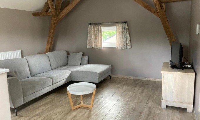 Thuin House | Exceptional Gîte du Pont de Bois: Child-Friendly Getaway