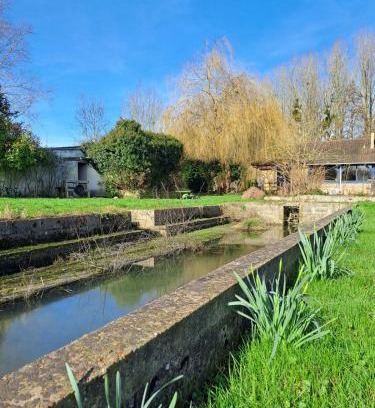 Perche-en-Noce House | Pet-Friendly Retreat at Gîte du Pont de Tancelle, 9.1/10