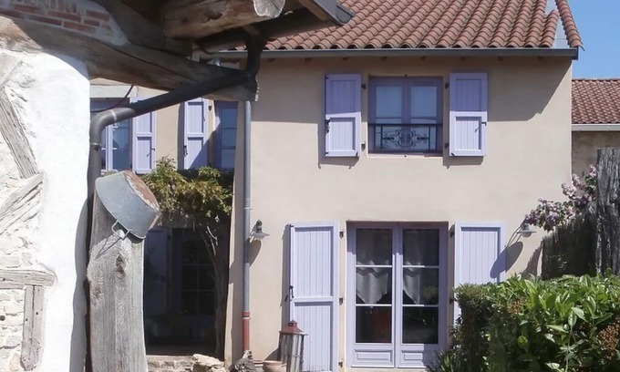 Proulieu House | Guest Rated: Gîte du Roy d'Amont with Pool & Spa Access