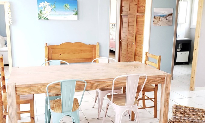 Moidrey House | Charming Gîte Evanez du Mont-Saint-Michel with Breakfast