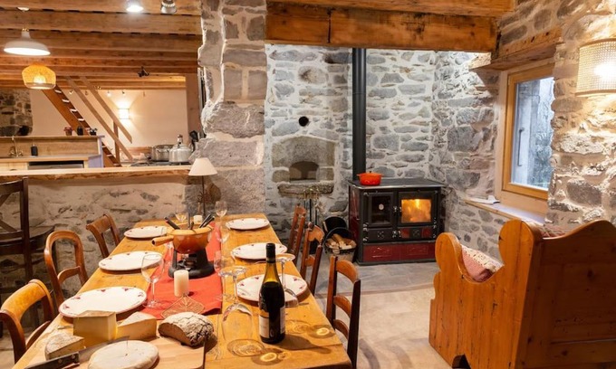 Sixt-Fer-a-Cheval Ski Chalet | Eco-Friendly Gîte with Animals – Rated 9.7/10 by Guests