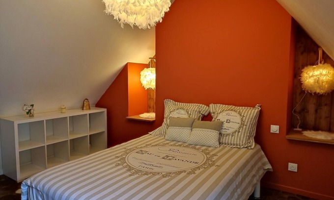 Forges-les-Eaux House | Gîte for 2 to 3 people in Forges-les-Eaux.
