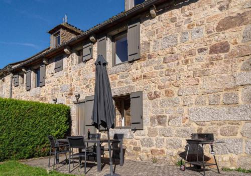 La Fage-Saint-Julien House | Family-Friendly Gites de France for Memorable Getaways