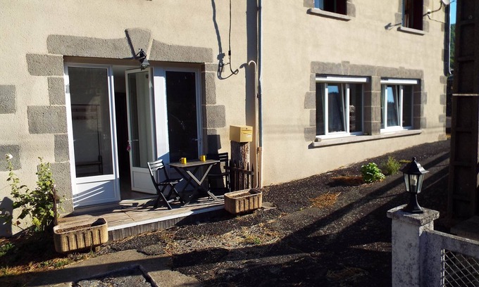 Laveissiere House | Gîte "Grëgory" * self-catering accommodation