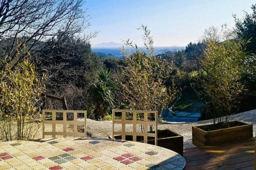 Sisco Apartment | Independently Owned Villa: Oceanfront Retreat Near Nature