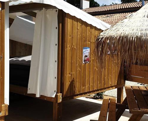 Les Mathes Cabin | Unique Wooden Retreat with Sky View and Family Amenities