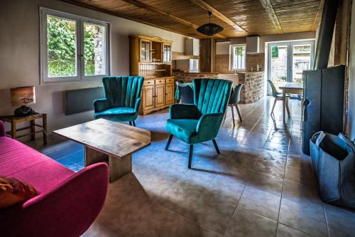 Faux-la-Montagne House | Scenic Gîte Broussas Beach at Lac de Vassivière
