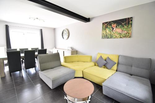 Vaux-sur-Sure House | Discover Family-Friendly Comfort at Gîte Jod'en Campagne