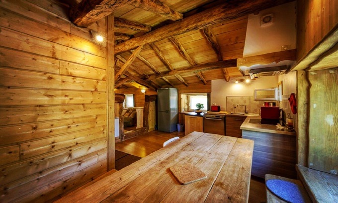 Choranche House | Discover Gîte L'Échappée en Vercors: Family-Friendly Retreat