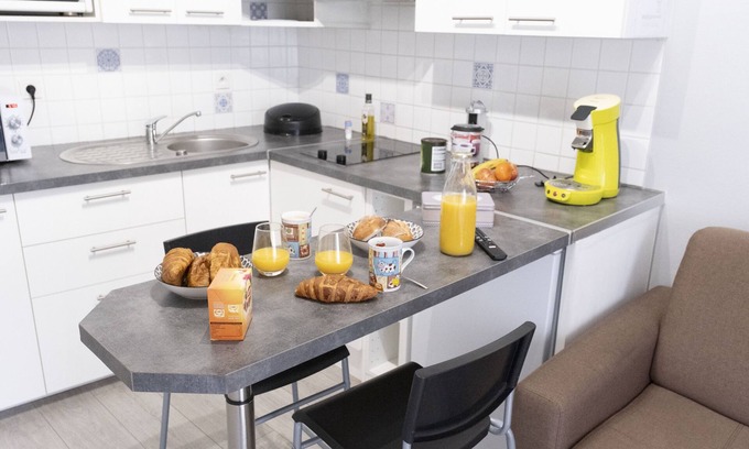 Montrevault-sur-Evre Apartment | Guest Rated 10/10: Gîte l'appart à Mimine with Kitchen