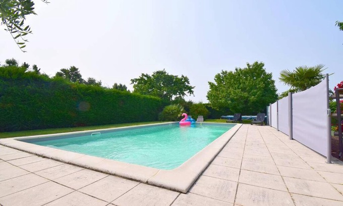 Brax Villa | Discover Gîte l'Ostalet de Sarron with Pool in Brax
