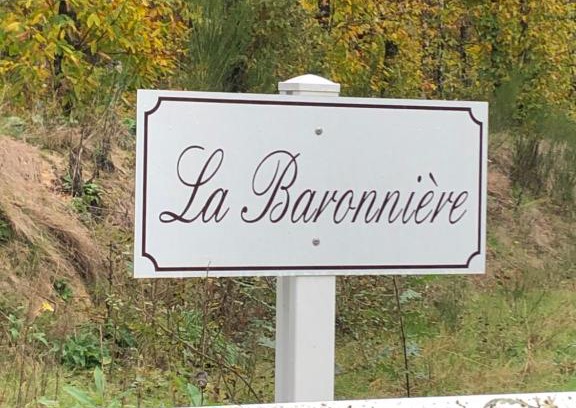 Vouzon House | Family-Friendly Retreat at Gîte La Baronnière - 8.8/10 Rating