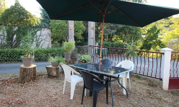 Beaumont-sur-Leze House | Gîte La Bonne Etoile: Family-Friendly Retreat in Beaumont