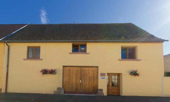Neuf-Brisach House | Highly Rated Gîte La Grange: Family-Friendly Retreat