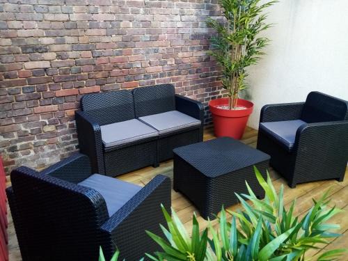 Lisieux House | Cozy Gîte La Lexovienne in Central Lisieux - Pet Friendly
