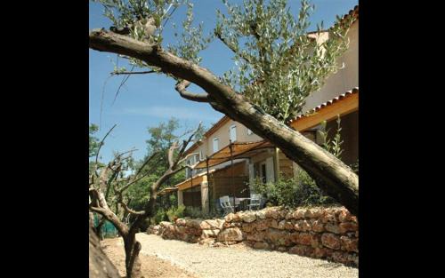 Bauduen House | Family-Friendly Getaway at La Residence n°3 with Pool