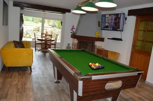 Moulins-Saint-Hubert House | Relaxing Oceanfront Gîte La Volette with Pool & Spa