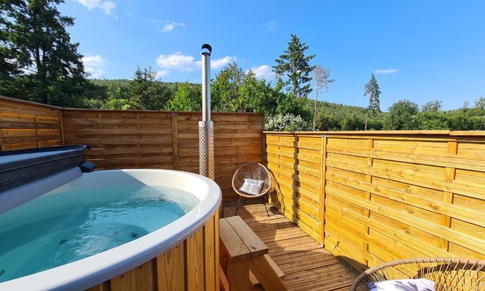 Weiterswiller Apartment | Relaxing Retreat at Gîte Le Bijou et Spa with Hot Tub