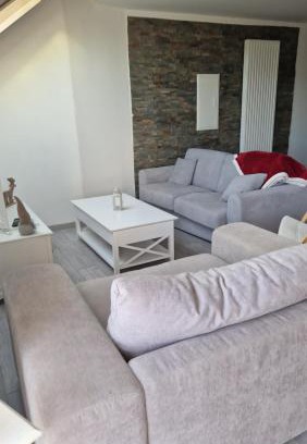 Oye-et-Pallet Apartment | Cozy Gîte le Cham'Oye: Pet & Child Friendly Retreat