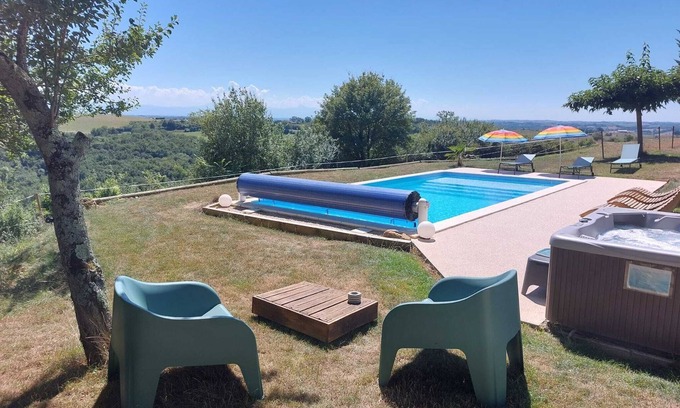 Saint-Frajou Apartment | Gîte le Figuier: Relaxing Getaway with Pool and Spa