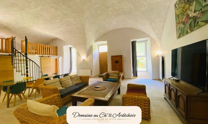 Rochessauve House | Scenic Gîte le Loft with Riverfront and Cascade Features