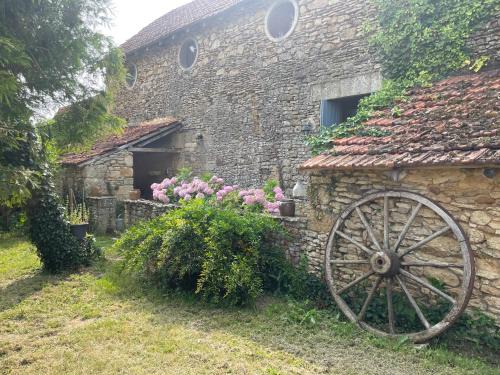 Saint-Cyprien House | Pet-Friendly Gîte Le Meynet with Outstanding 9.4 Rating