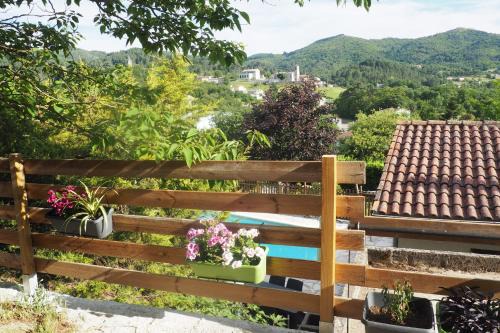 Prades House | Family-Friendly Gîte le pic vert with Pool & High Ratings