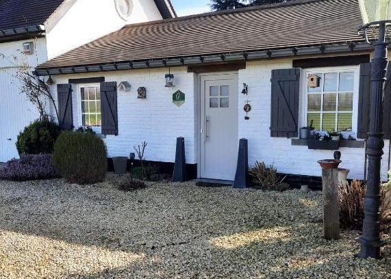 Leuze-en-Hainaut Apartment | Child-Friendly Retreat at Gîte le Quesnoy - Rated 9.5/10