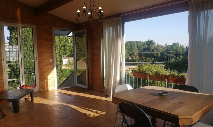 Cucuron House | Cozy Gîte Luberon - Cucuron with Kitchen Amenities
