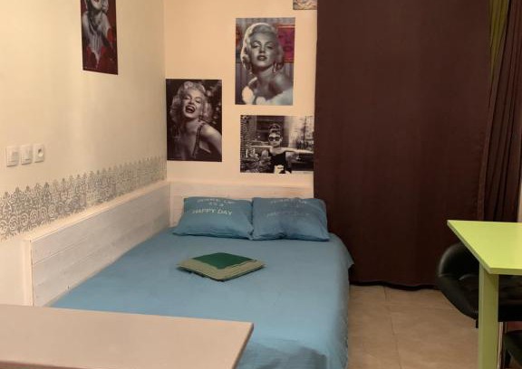 Saint-Martin-Lalande Apartment | Top-Rated Gîte Marilyn with Pool for Unforgettable Stays