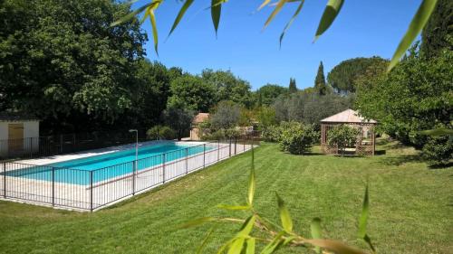 Mirabel-aux-Baronnies House | Cozy Gîte Marius with Ocean View & Pool - Rated 8.5/10