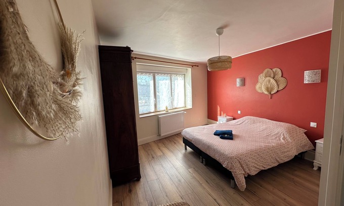 Prix-les-Mezieres House | Gîte OPLM 8 p. Near Charleville