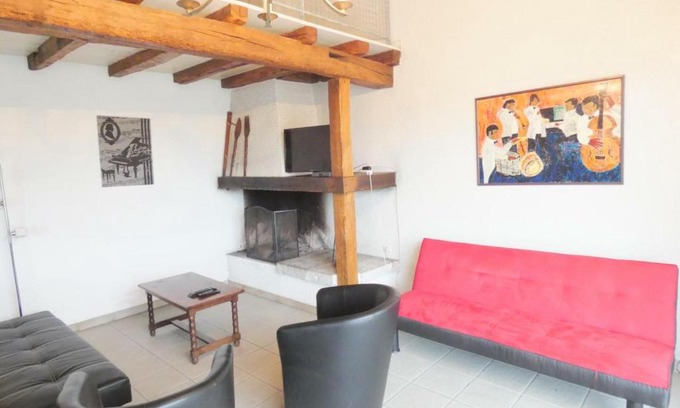 Orist House | Family-Friendly Gîte Orist with Pool & Pet Access