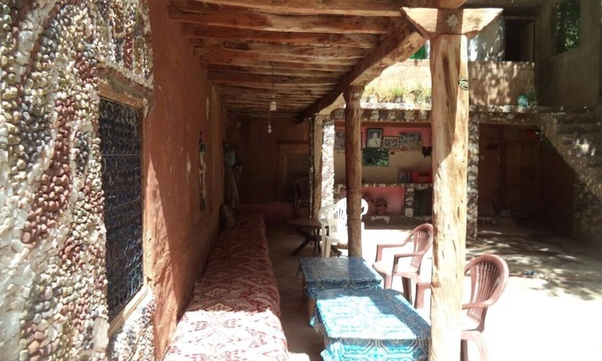 Sti Fadma House | Gîte Ousalem: Guest Rated 10/10 with Family-Friendly Perks