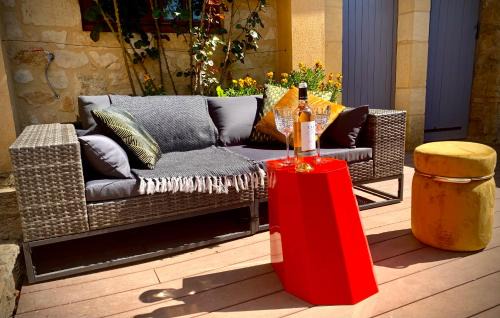 Grolejac House | Top-Rated L’Annexe by La Maison du Port with Hot Tub & More