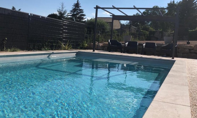 Emeringes House | Experience Gîte Raisin Rose: Oceanfront Oasis for Families