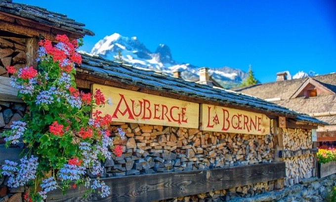 Montroc Ski Chalet | Gîte/Refuge de montagne 31 lits Magnifique vue chaîne du Mont Blanc