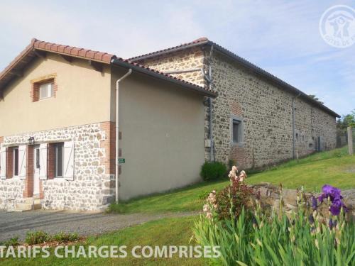 Chamboeuf House | Cozy Gîte with Fireplace, Terrace & Countryside Views