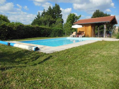 Renaison House | Spacious Gîte in Renaison with Pool & Family-Friendly Amenities