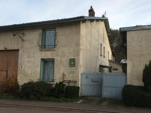 Flainval House | Relaxing Gîte with Garden & Ping-Pong, Near Nancy/Lunéville