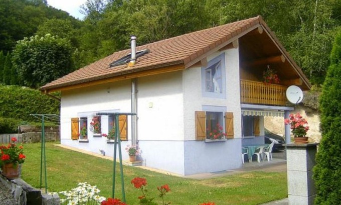 Ferdrupt House | Discover a Cozy Gîte with Terrace Near Mountain Activities