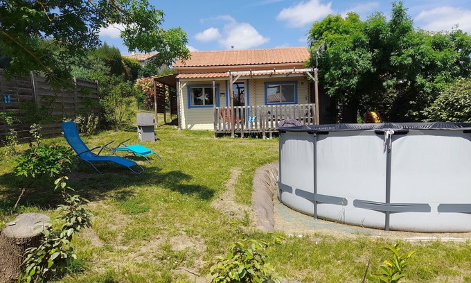 Saint-Paulet House | Cozy Gîte Retreat with Pool and Private Garden Escape