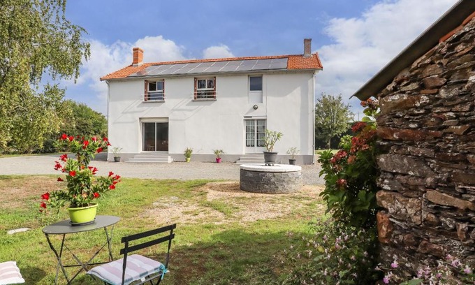 Touvois House | Gîte Touvois: Family-Friendly Retreat with Great Reviews