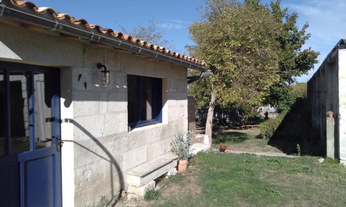 Villebois-Lavalette House | Family-Friendly Gîte VillaBoé with High Guest Ratings