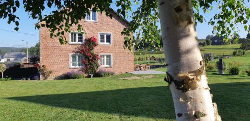 Wibrin House | Oceanfront Gîte Wibrin-Achouffe: Family-Friendly Haven