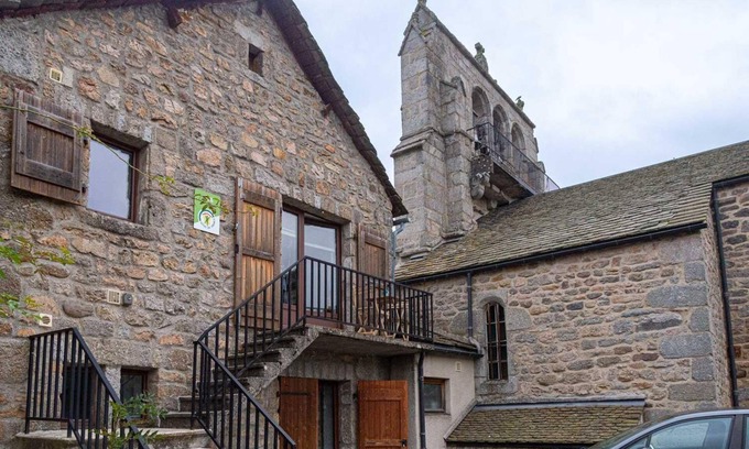 Fau-de-Peyre House | Cozy Gîtes de France for Families in Fau de Peyre